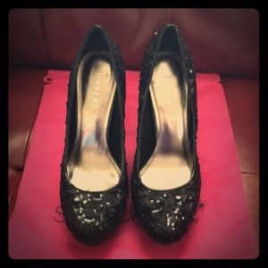Gorgeous Black sequined heels.